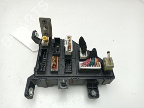 Used Fuse box KIA SPORTAGE II (JE_, KM_) 2.0 CRDi 4WD (113 hp) 22242166