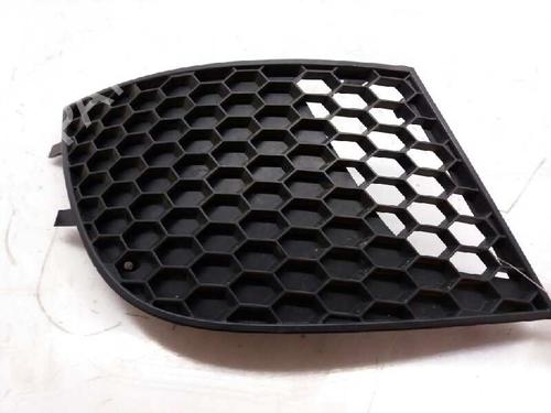 Used Grille SEAT CORDOBA (6L2) 1.4 16V (86 hp) 13990909