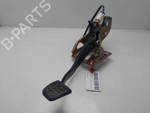 Pedal freno Pedal freno TOYOTA COROLLA Verso (ZER_, ZZE12_, R1_) 2.2 D-4D (AUR10_, AUR10R) (136 hp) 34343719 34343719