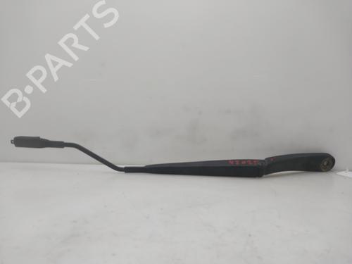 Used Front windshield wiper arm Front windshield wiper arm FORD TRANSIT COURIER B460 Box Body/MPV 1.5 TDCi (75 hp) 36641797 36641797