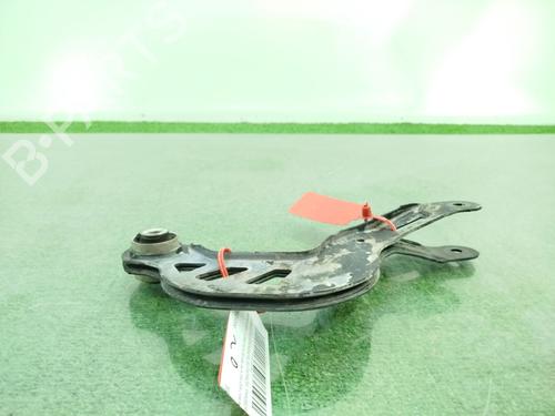Used Right rear suspension arm Right rear suspension arm MERCEDES-BENZ GLA-CLASS (X156) GLA 200 CDI / d (156.908) (136 hp) 33649292 33649292