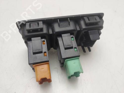 Switch SUZUKI GRAND VITARA II (JT, TE, TD) 1.9 DDiS All-wheel Drive (JT419, TD44, JB419WD, JB419XD,... | BP40182299I30 - Image 3