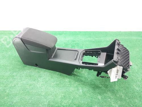 Armrest / Center console VW GOLF SPORTSVAN VII (AM1, AN1)  | BP16937827I20 