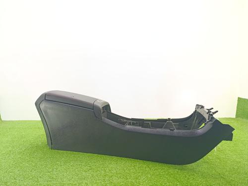 Apoyobrazos central MERCEDES-BENZ A-CLASS (W177) A 200 d (177.012) (150 hp) 32871031