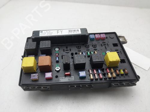 Sikringsdose OPEL ASTRA H (A04) [2004-2014]  27264589