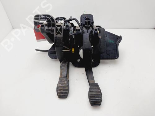 BP30766099I13 main image