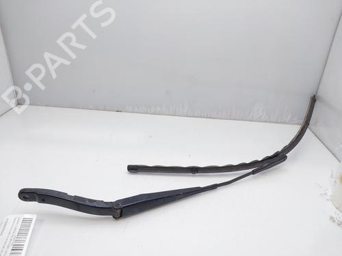 Used Front windshield wiper arm MERCEDES-BENZ M-CLASS (W164) ML 280 CDI 4-matic (164.120) (190 hp) 11511220