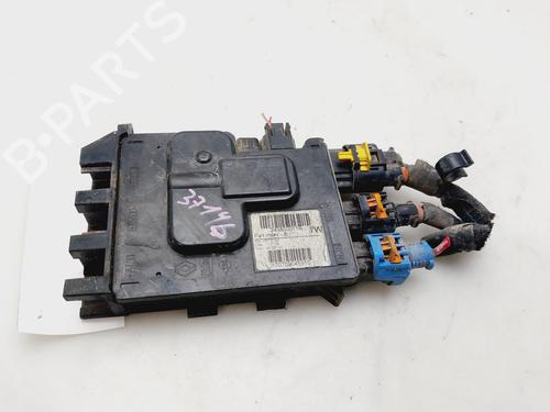 Used Electronic module RENAULT MEGANE III Hatchback (BZ0/1_, B3_) 1.5 dCi (86 hp) 26586456
