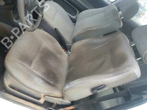 Left taillight VW POLO III (6N1) 64 1.9 SDI | BP2882949C34 