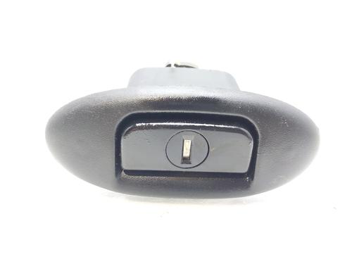 Used Tailgate handle RENAULT MEGANE I Classic (LA0/1_) 1.6 16V (LA00, LA04, LA0B, LA11, LA16, LA19, LA1J, LA1K,... (107 hp) 11513281