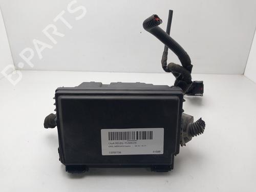 Used Fuse box Fuse box OPEL MERIVA B MPV (S10) [2010-2017] 36024367 36024367