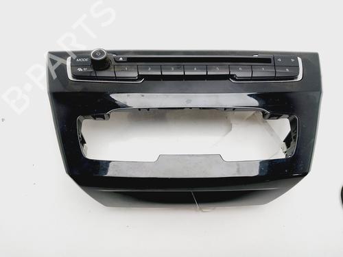 Used Radio BMW X1 (F48) sDrive 16 d (116 hp) 18406873