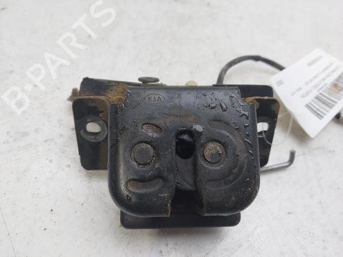 Used Tailgate lock KIA SORENTO I (JC) 2.5 CRDi (163 hp) 17901006