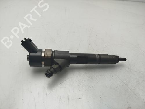 injector-renault-megane-ii-saloon-lm01_-2003-32286225 main image