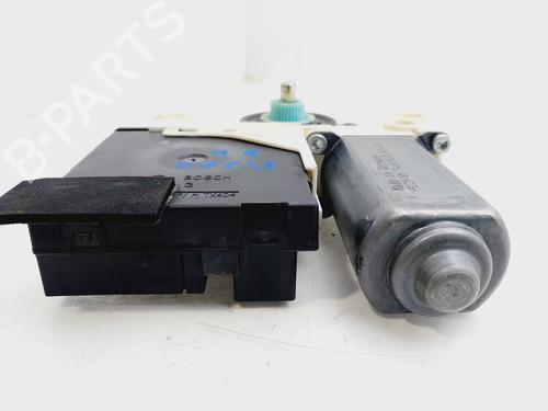 Right front window motor VW PASSAT B6 (3C2) 2.0 TDI | BP18734615E20 