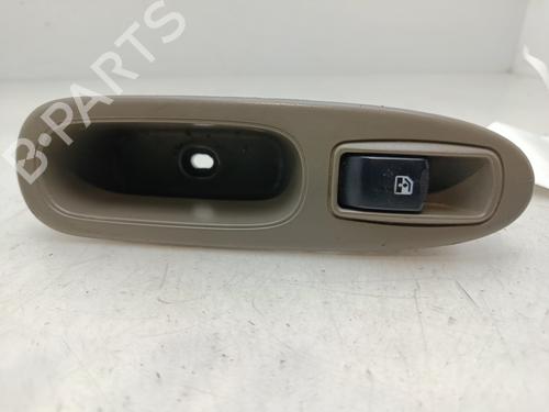 Used Right rear window switch DAEWOO EVANDA (KLAL) 2.0 (131 hp) 31636529