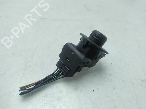 Used Mirror switch LAND ROVER DISCOVERY III (L319) 2.7 TD 4x4 (190 hp) 27921987