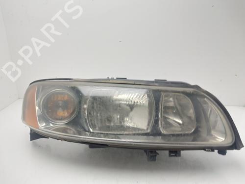 Phare droit VOLVO XC70 I Cross Country (295) D5 XC AWD (163 hp) 32046174