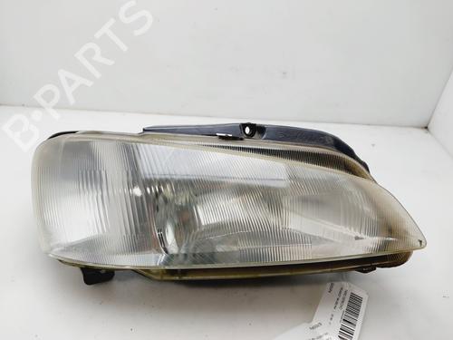 Used Right headlight PEUGEOT 106 II (1A_, 1C_) 1.1 i (60 hp) 21217361