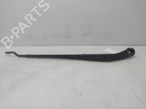 front-windshield-wiper-arm-kia-carens-iv-2013-36648613 main image