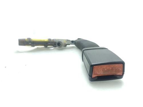 Used Seat buckle BMW X3 (E83) xDrive 35 d (286 hp) 30518998