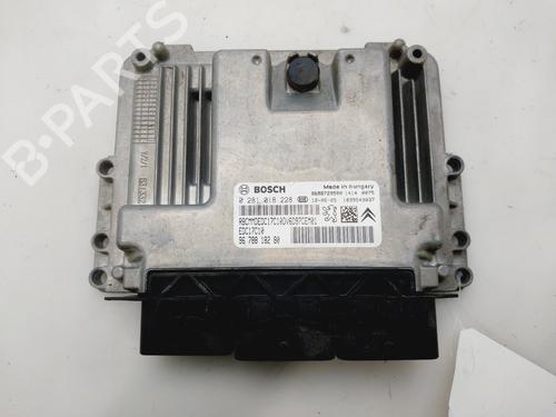 Used Engine control unit (ECU) PEUGEOT PARTNER Box Body/MPV [2008-2025]  30680966