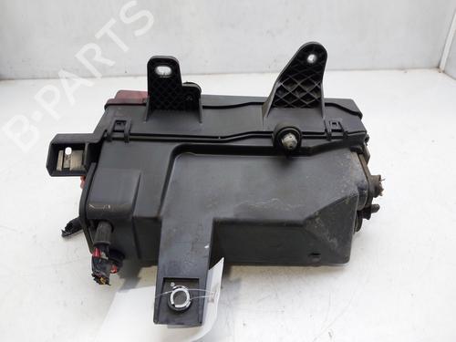 Fuse box JAGUAR XE (X760) 2.0 D | BP18073052E1 