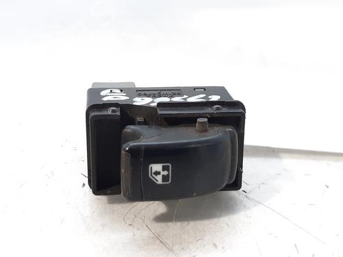 Used Right front window switch CHEVROLET NUBIRA Saloon 1.6 (109 hp) 12404370