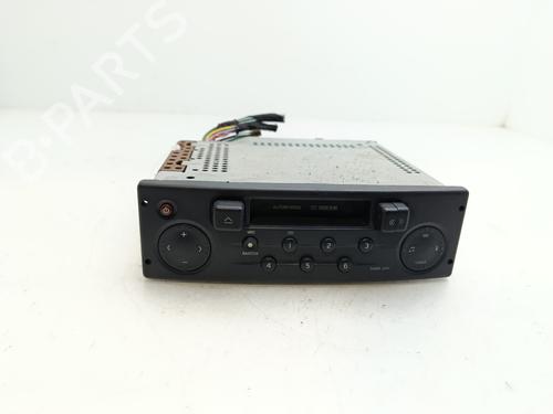 Autoradio für RENAULT CLIO II (BB_, CB_) 1.2 (BB0A, BB0F, BB10, BB1K, BB28, BB2D, BB2H, CB0A,... (58 hp) 28595947