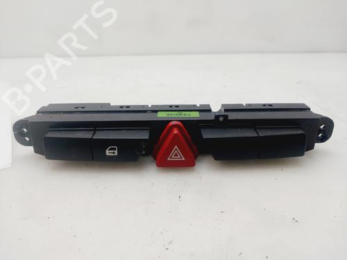 Bouton de warning KIA CEE'D Hatchback (ED) [2006-2012]  31964414