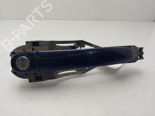 Used Front right exterior door handle Front right exterior door handle 36892125 36892125