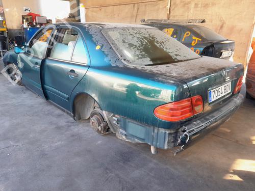 Right tailgate light MERCEDES-BENZ E-CLASS (W210) E 300 D (210.020) | BP12419458C80 