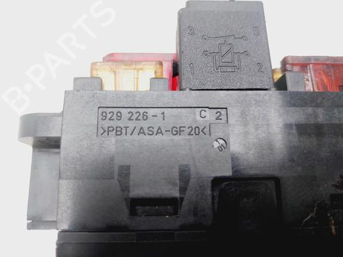 Fuse box MERCEDES-BENZ C-CLASS (W203) C 220 CDI (203.006) | BP29956571E1 