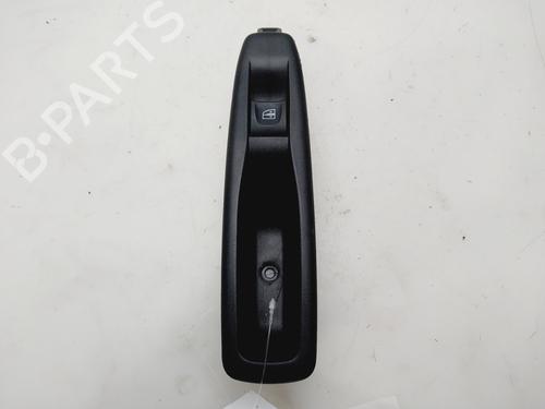 Used Right rear window switch RENAULT CLIO IV (BH_) [2012-2021]  31013993