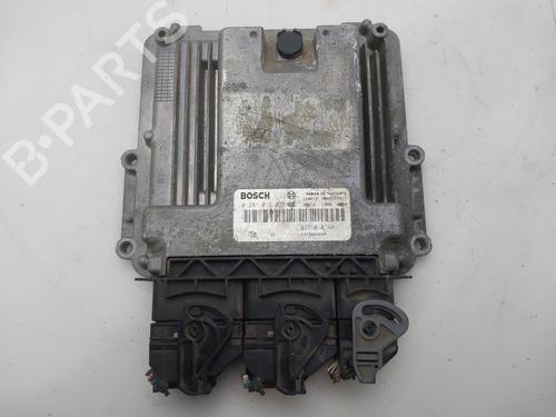 Used Engine control unit (ECU) Engine control unit (ECU) RENAULT GRAND SCÉNIC III (JZ0/1_) [2009-2016] 35720516 35720516