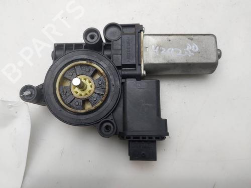 Used Right front window motor Right front window motor 39404638 39404638