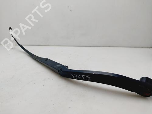 Used Front windshield wiper arm KIA SPORTAGE IV (QL, QLE) [2015-2022]  25266748