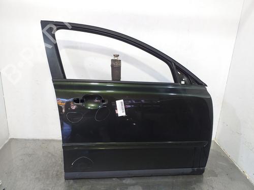 Used Right front door VOLVO S40 II (544) 2.0 D (136 hp) 18031863