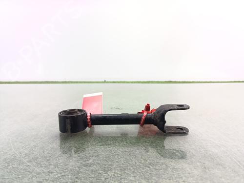 Højre bagtil bærearm Højre bagtil bærearm LEXUS IS III (_E3_) 300h (AVE30_, AVE30R) (223 hp) 33676662 33676662