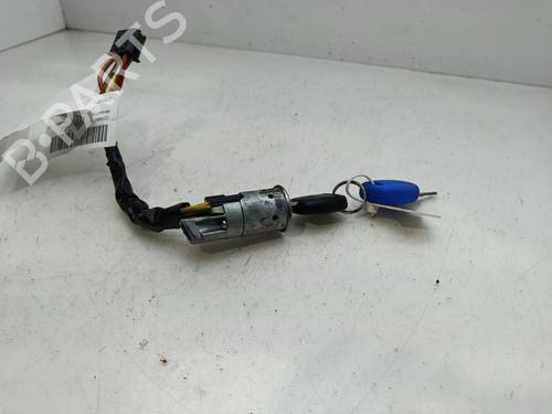Used Ignition barrel RENAULT CLIO II (BB_, CB_) 1.2 16V (BB05, BB0W, BB11, BB27, BB2T, BB2U, BB2V, CB05,... (75 hp) 32381174