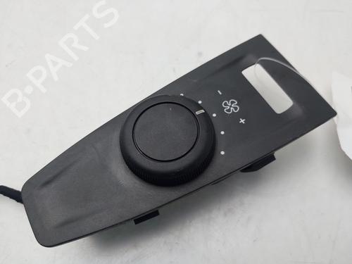 climate-control-citroen-c4-grand-picasso-ii-da_-de_-2013-36013145 main image
