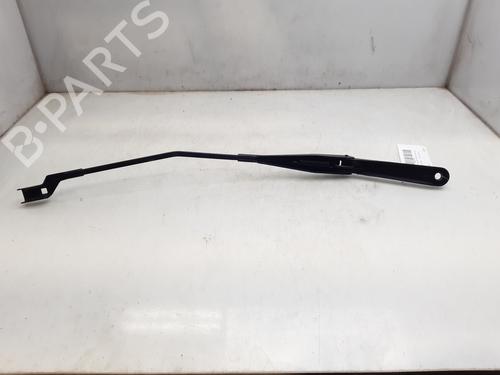 Front windshield wiper arm FORD FIESTA VI (CB1, CCN) 1.25 | BP16564245C143 