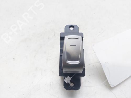 right-front-window-switch-ssangyong-xlv-suv-2016-36384471 main image