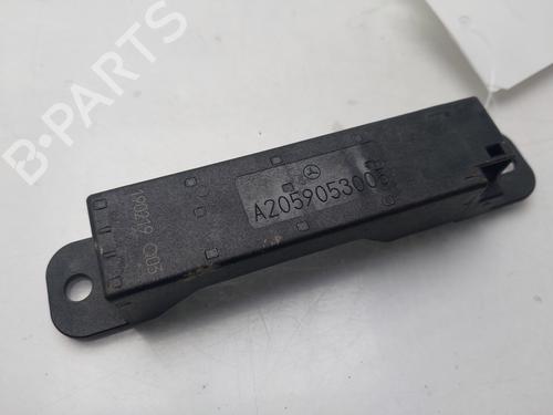 Antenne/Base Antenne/Base MERCEDES-BENZ GLC (X253) 220 d 4-matic (253.905, 253.903) (170 hp) 34631543 34631543