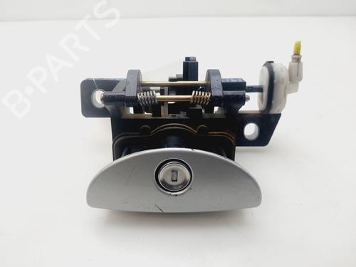 Used Tailgate handle MERCEDES-BENZ A-CLASS (W168) A 170 CDI (168.009, 168.109) (95 hp) 31998054