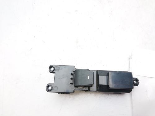 Used Right rear window switch HYUNDAI TUCSON (TL, TLE) 1.7 CRDi (116 hp) 11396204