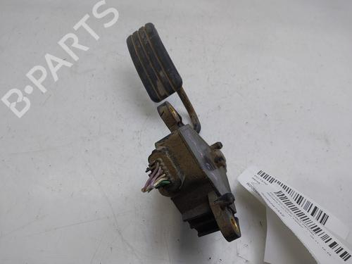 Used Pedal RENAULT CLIO III (BR0/1, CR0/1) 1.5 dCi (75 hp) 24635330