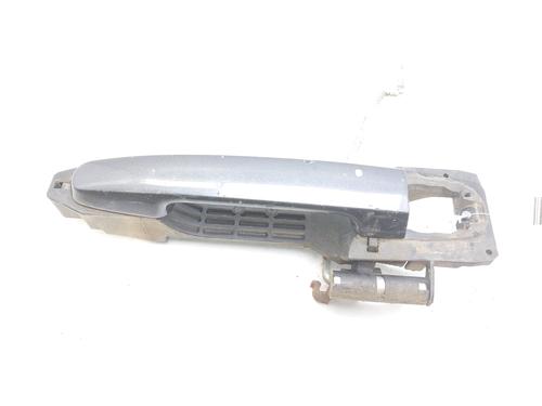 Used Front right exterior door handle TOYOTA COROLLA Verso (ZER_, ZZE12_, R1_) 2.2 D-4D (AUR10_, AUR10R) (136 hp) 12418472