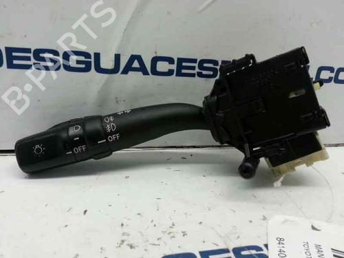 Used Headlight switch TOYOTA AVENSIS Saloon (_T25_) 1.8 VVT-i (ZZT251_, ZZT251R) (129 hp) 2857601