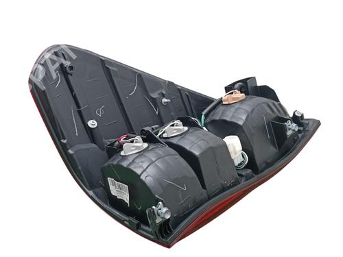 Used Right taillight TOYOTA HILUX VIII Pickup (_N1_) [2015-2025]  30352057